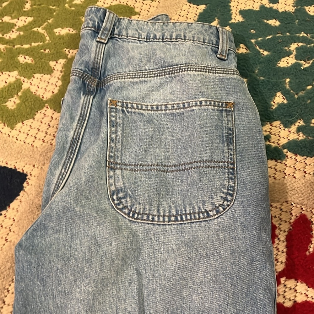 Jeans - Picture 2 of 3